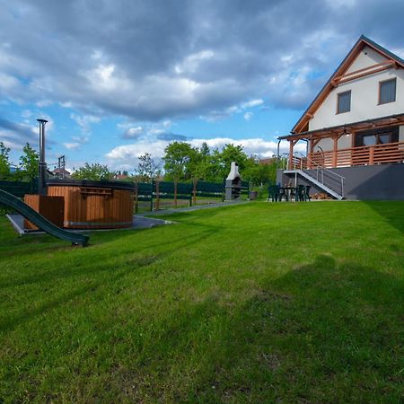 Chata Zavazka Zavazna Poruba Exterior foto